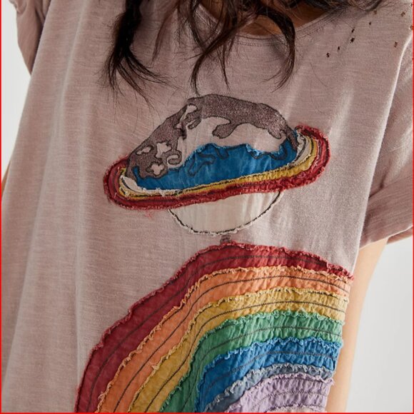 Magnolia Pearl Cotton Jersey Saturn Disco Applique Tee - Picture 1 of 7